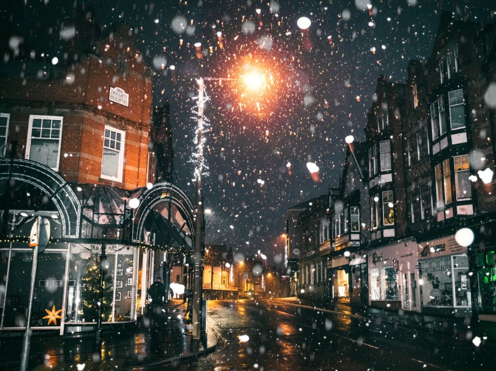 Vintervejr i by